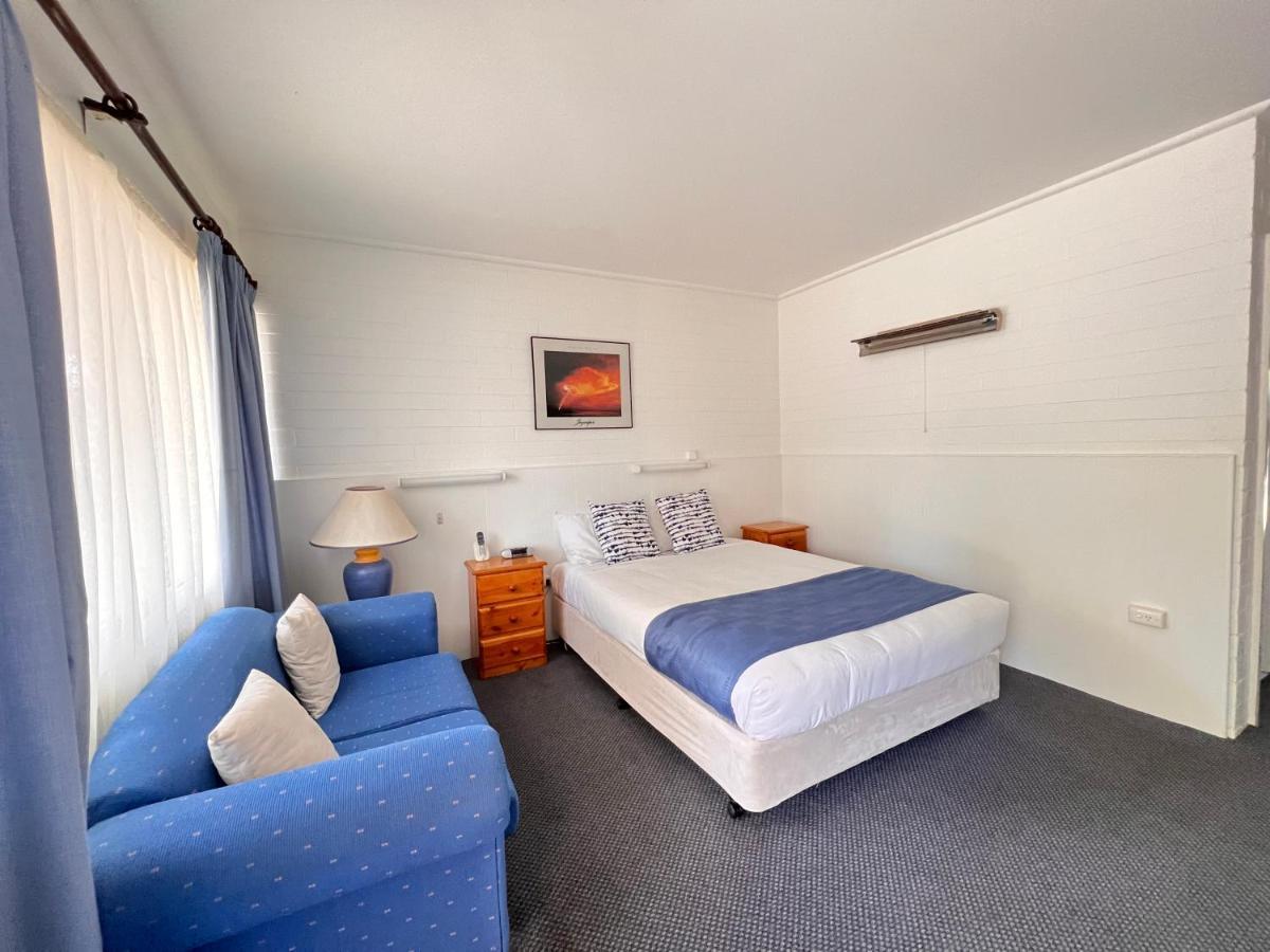 Sturt Motel Balranald Extérieur photo