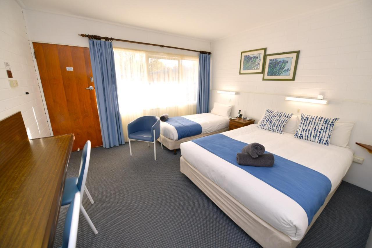 Sturt Motel Balranald Extérieur photo